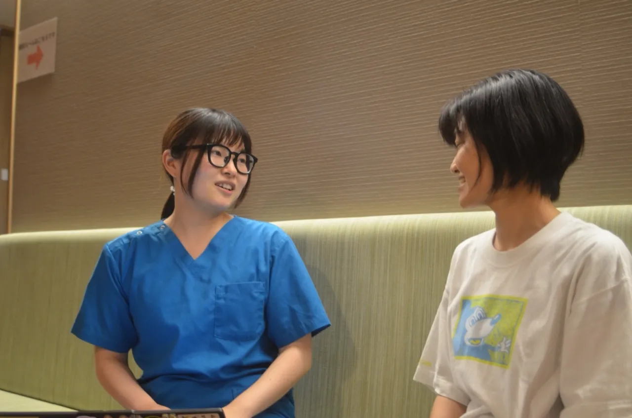 スタッフ同士の会話